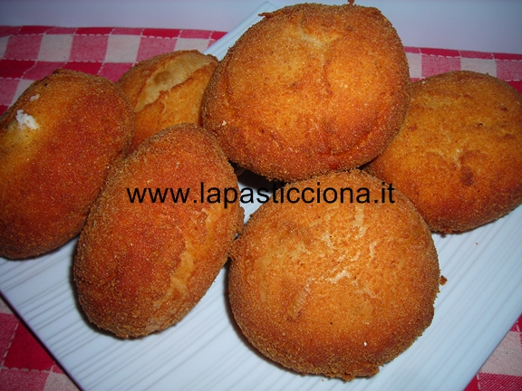 Iris fritte con ricotta