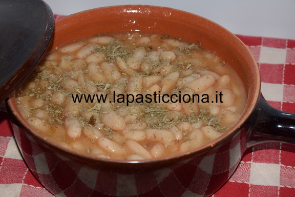 Fagioli all'uccelletto