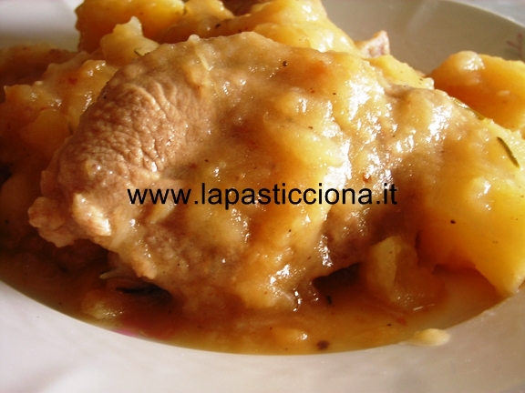 Agnello aggrassato con patate