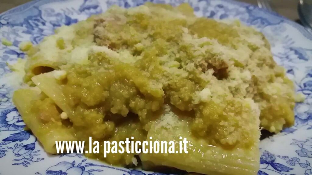 Pasta con cavolfiore e salsiccia