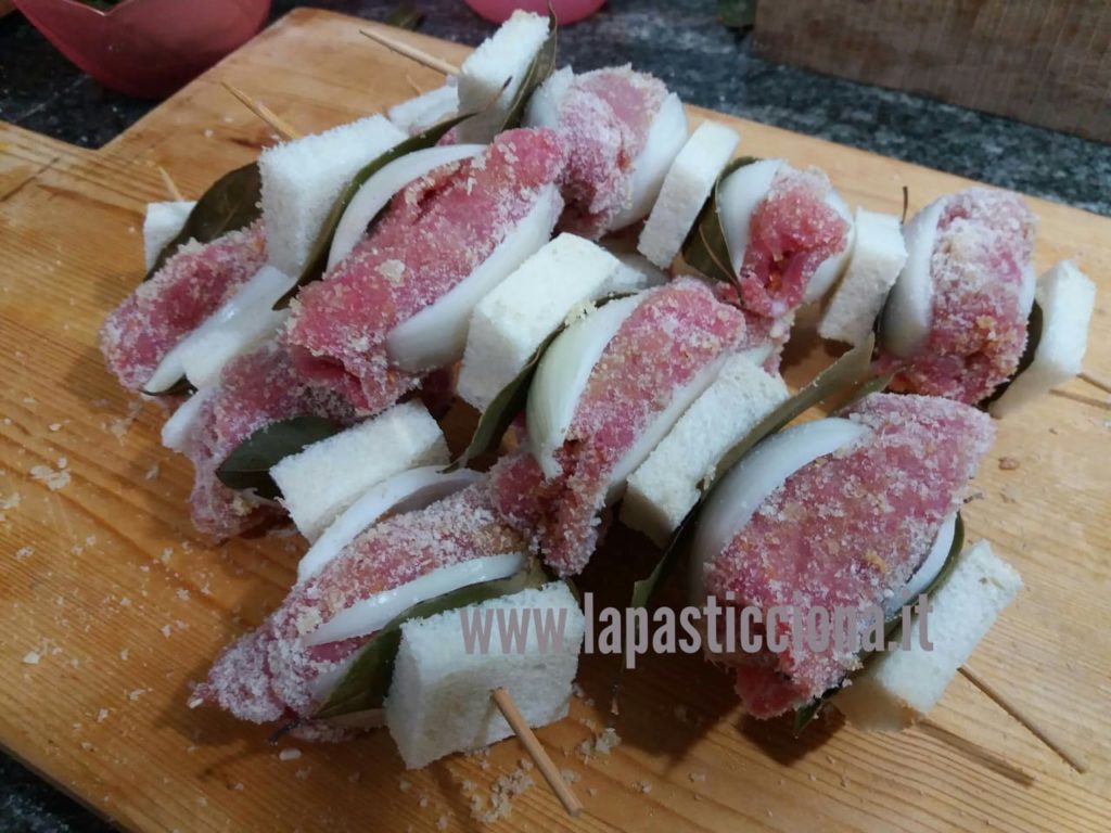 Spitini di carni (involtini di carne) al forno