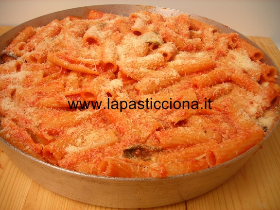 Pasta ‘ncaciata ( con cacio ) alla messinese