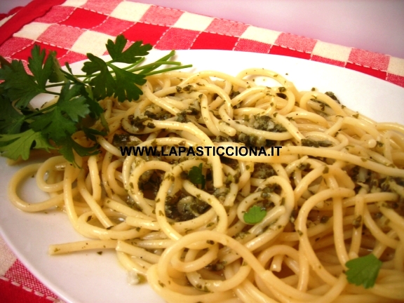 Spaghetti aglio e olio alla Palermitana 