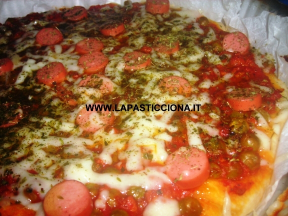 Pizza con ragù di carne alla Siciliana
