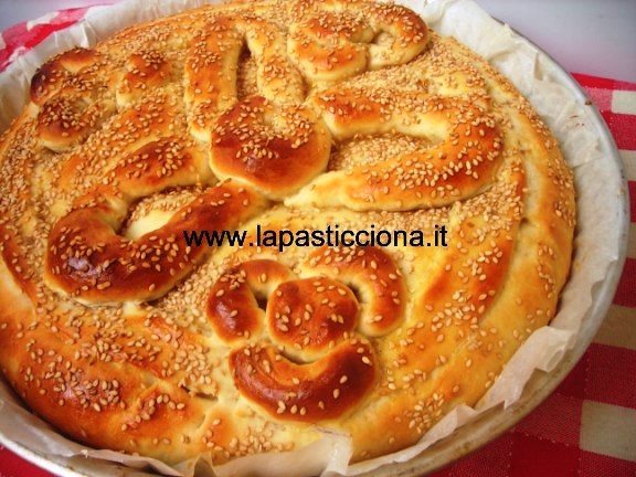 Brioscione con ricotta e speck