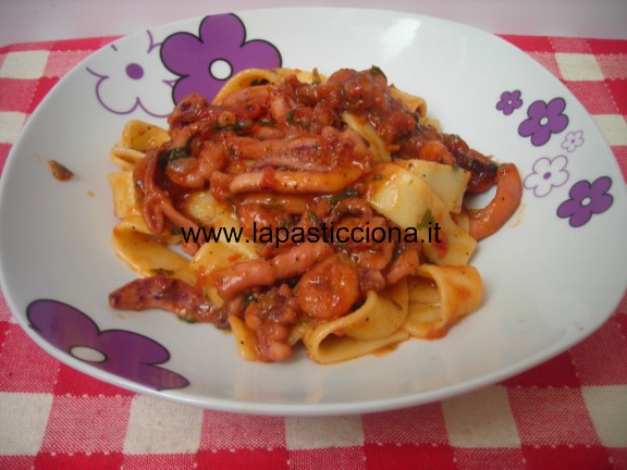 Tagliatelle gamberi e seppie