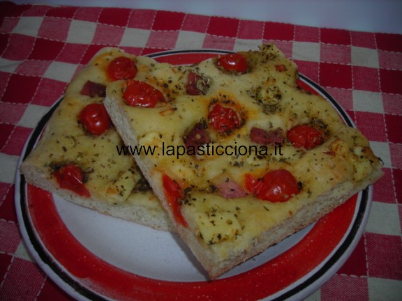 Focaccia con pomodorini