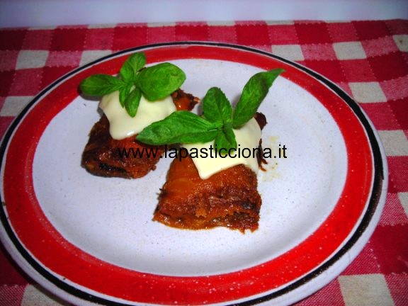 Involtini di peperoni al pangrattato 