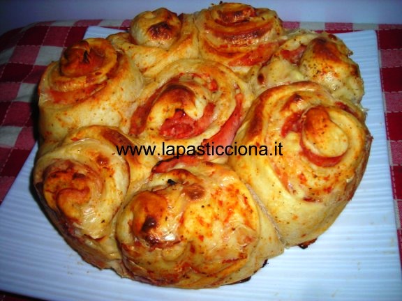 Torta delle rose salata 