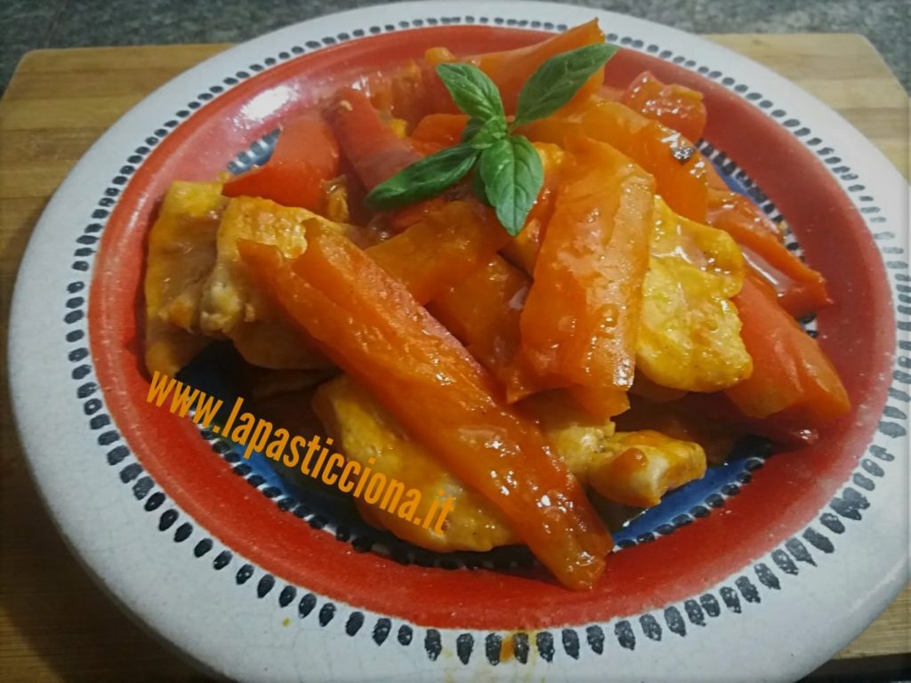 Straccetti di pollo con peperoni