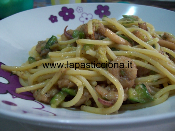 Spaghetti gamberi e zucchine