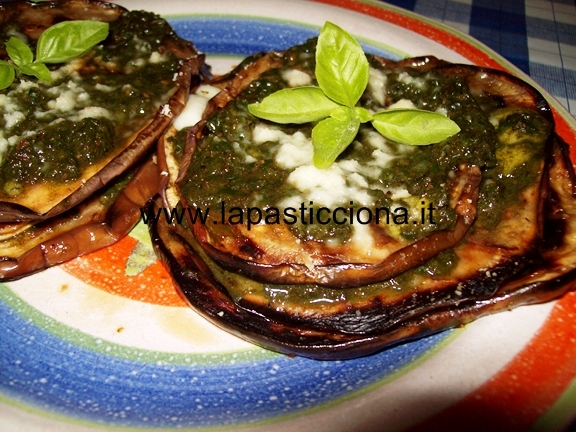 Torrette di melanzane al pesto