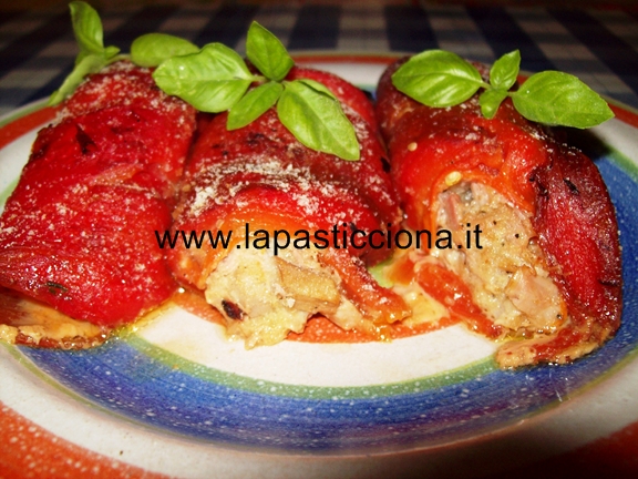 Involtini di peperoni al tonno