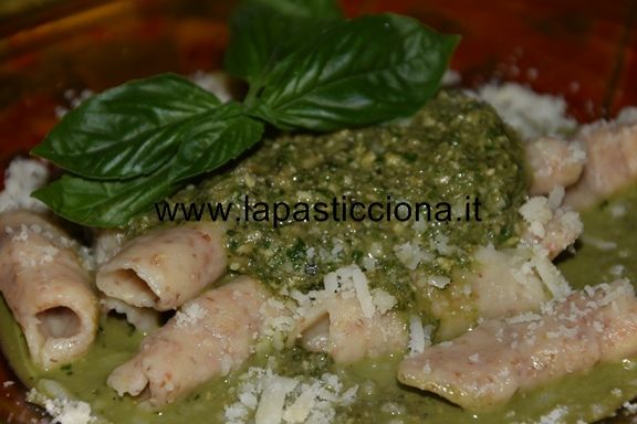 Busiati integrali al pesto di basilico