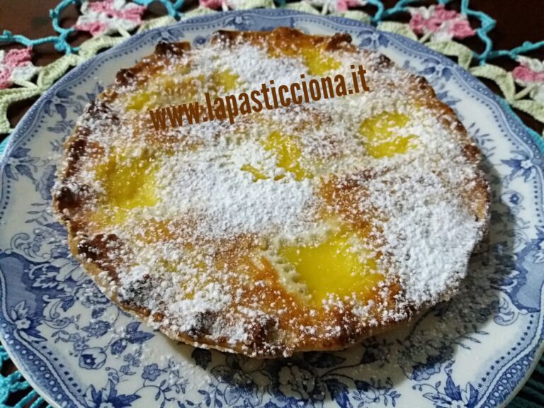 Crostata con crema al limone