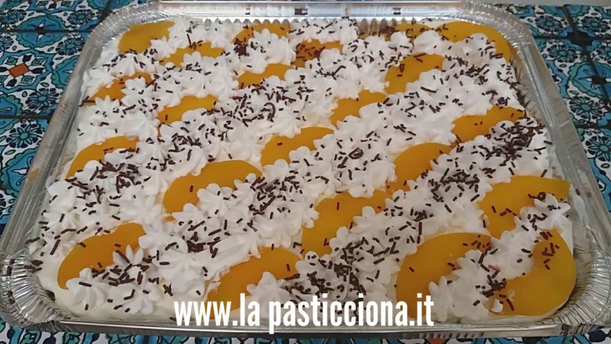 Tiramisù alle pesche senza uova