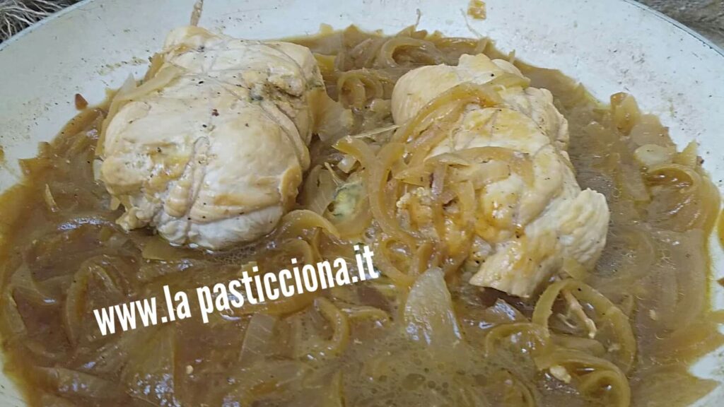 Involtini di pollo con cipolle