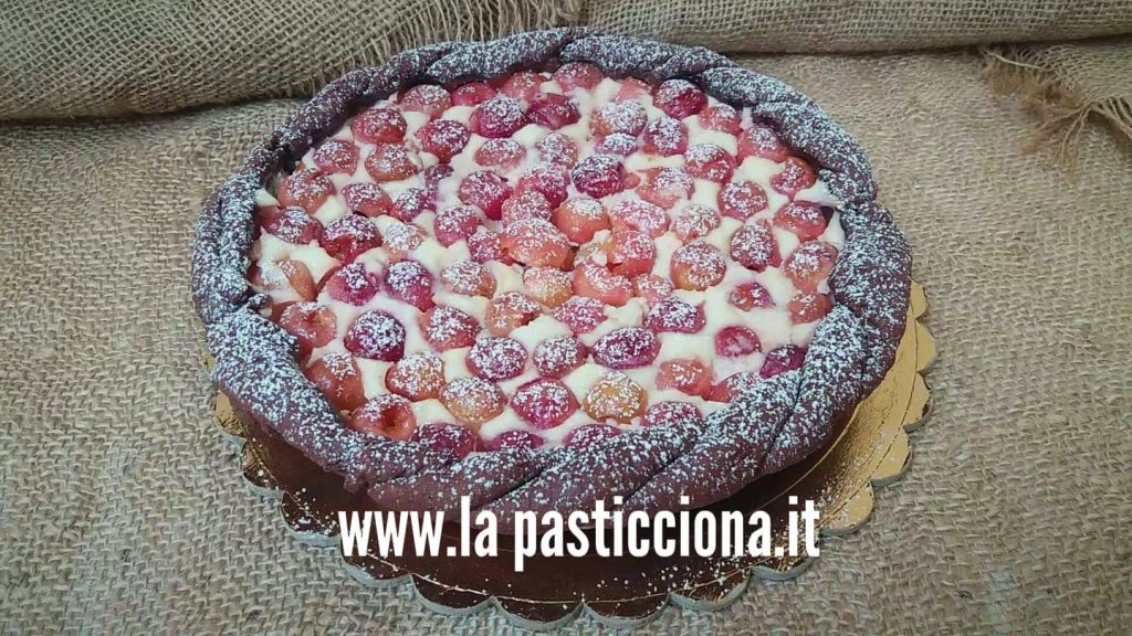 Crostata di ciliegie e ricotta