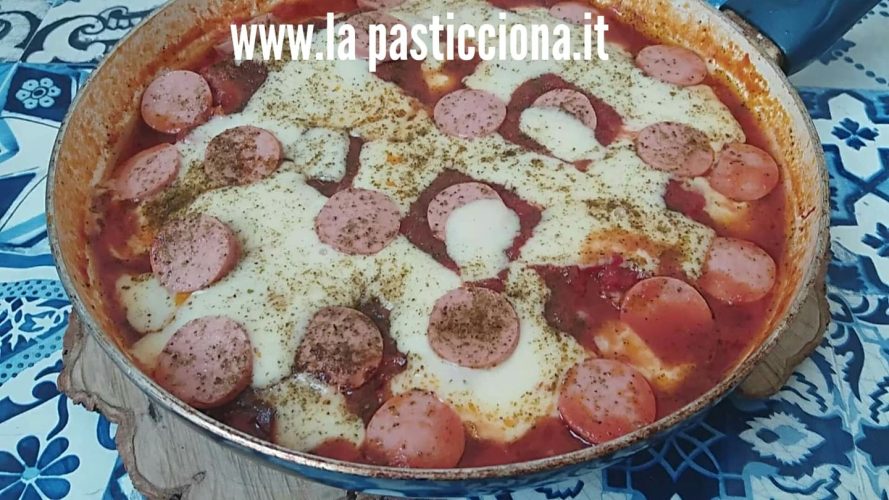 Pizza di tritato in padella