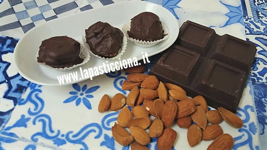 Fichi secchi farciti al cioccolato