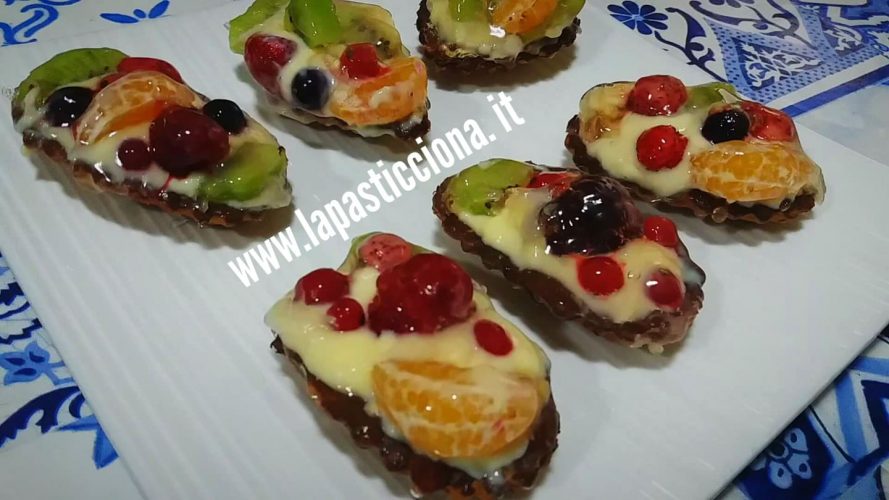 Tartellette alla frutta con crema pasticcera