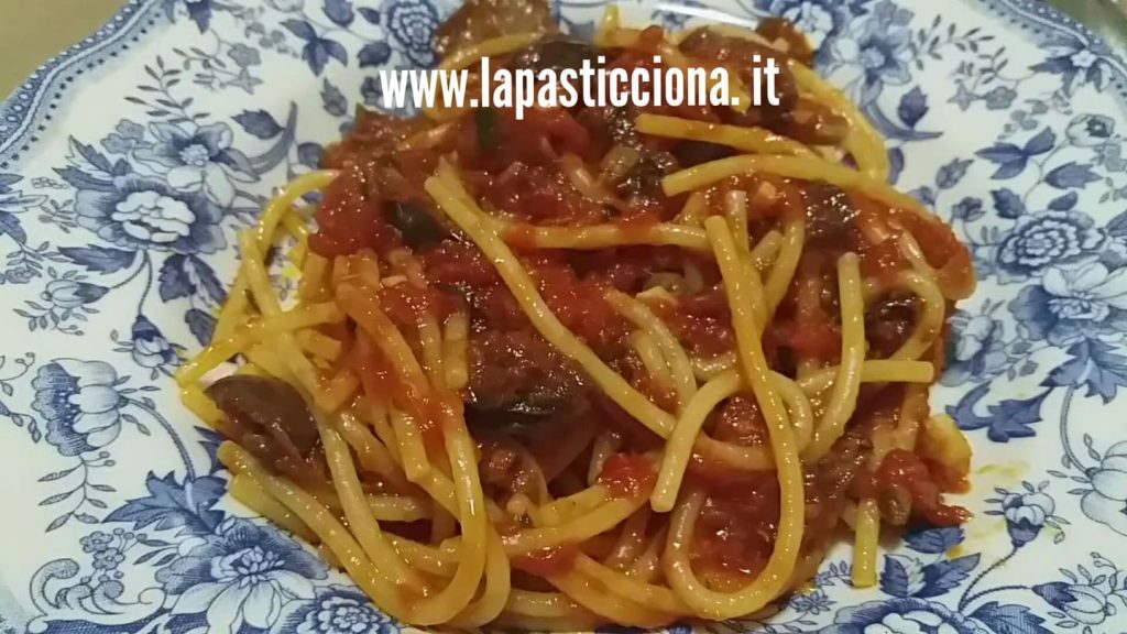 Pasta alla puttanesca